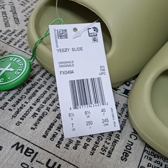 women Yeezy Slide Resin Green - Picture 2 of 5